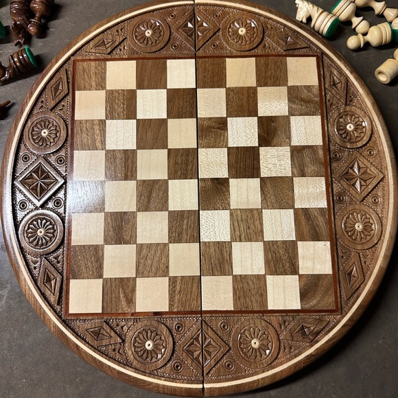 Master of Chess Wooden Chess Set